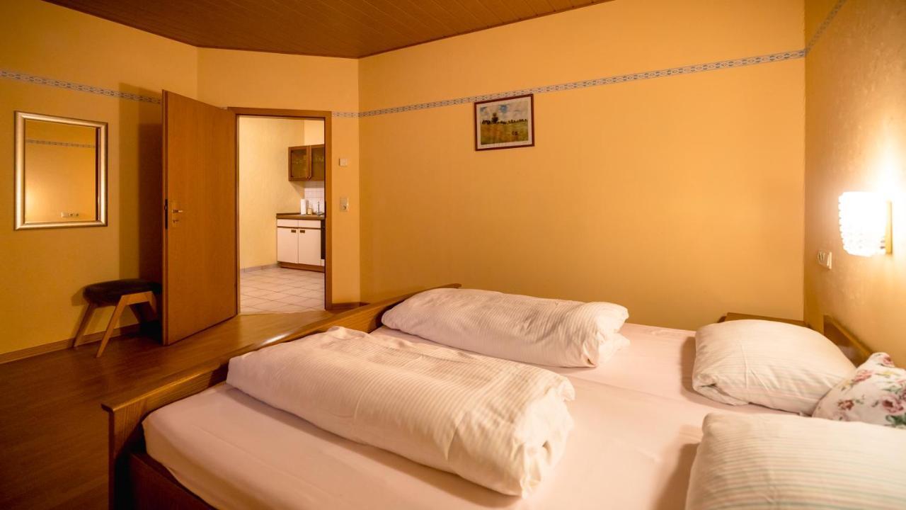 Central-Hotel Traben-Trarbach Extérieur photo