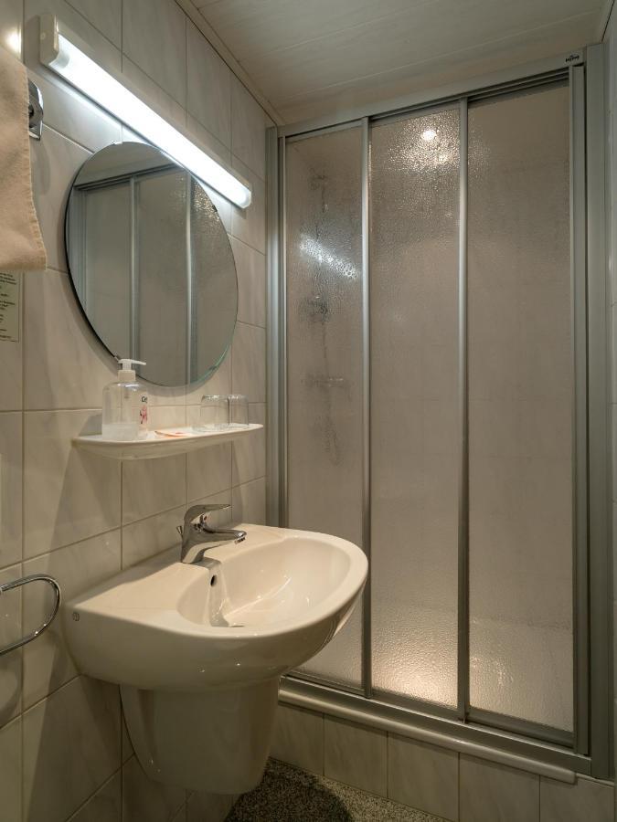 Central-Hotel Traben-Trarbach Extérieur photo