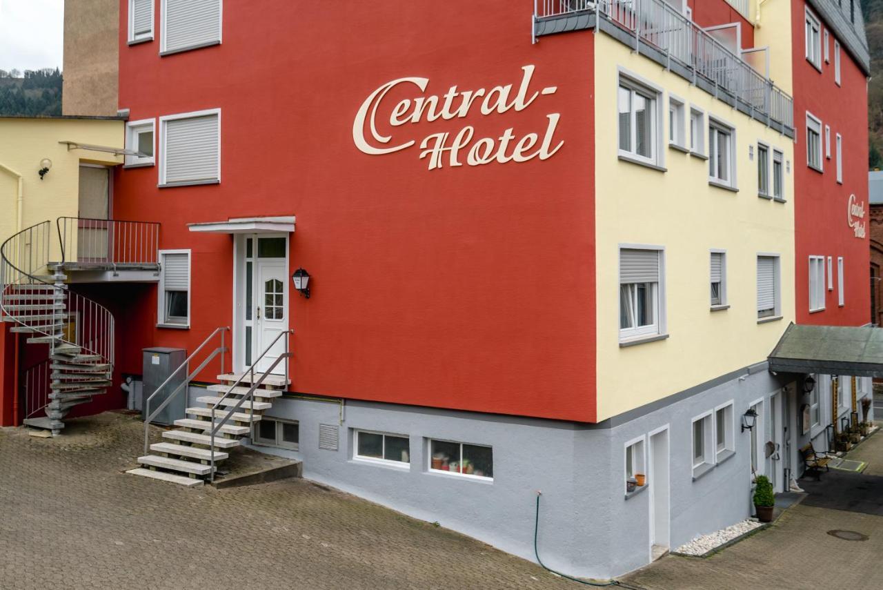 Central-Hotel Traben-Trarbach Extérieur photo